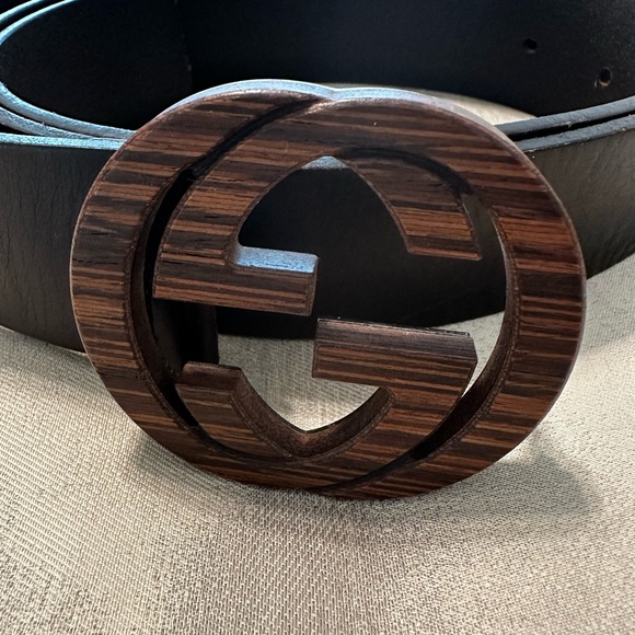 Gucci Black Belt with Brown Buckle - Picture 2 of 3